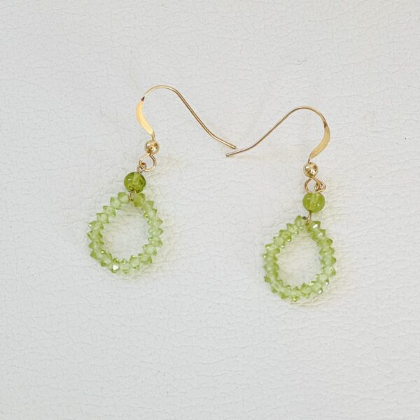 Boucles d'oreilles Gouttes de Péridot – Image 6